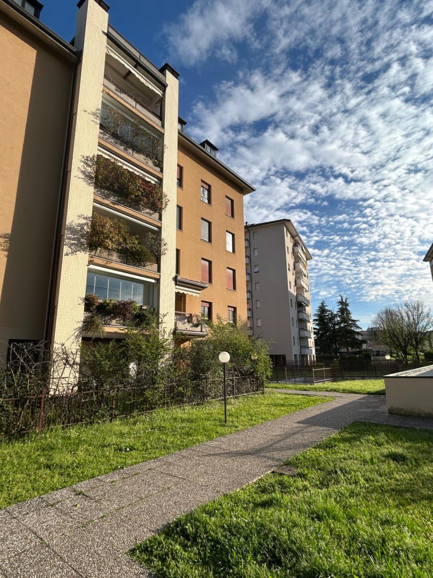Nutshell Apt Monza Parco, Centro, Policlinico 外观 照片